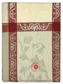 Скатерть бежевая с красным узором, 150х150, арт. 122