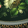 Круглый поднос с художественной росписью "Цветы на зеленом фоне"
